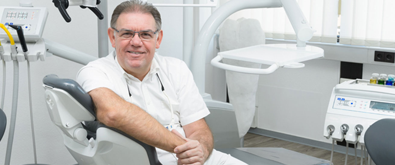 Dr. Michael Heyden · Zahnärztliche Praxisvertretung